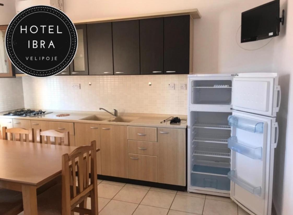 Hotel Ibra Velipojë 外观 照片
